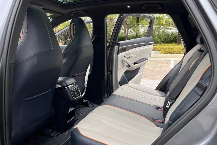 Used BYD Song PLUS New Energy 2021 DM-i 110KM Flagship PLUS Interior 3