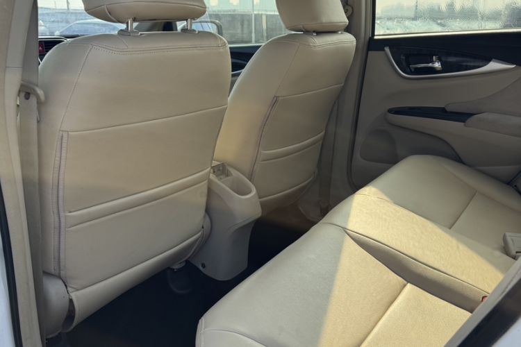 Used Honda Crider 2015 1.8L automatic luxury edition