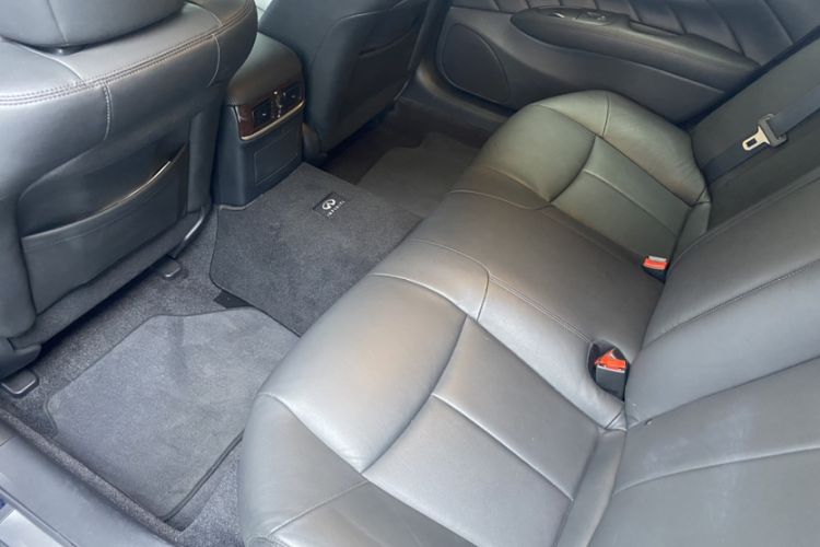 Used Infiniti Q70 2019 Q70L 2.0T Elite Plus Version Interior 7