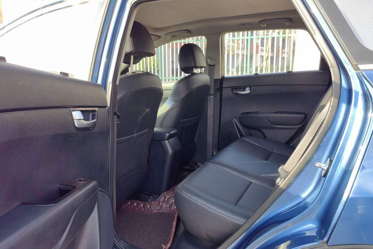 Used Kia KX3 2015 1.6L Automatic Two-Wheel Drive DLX