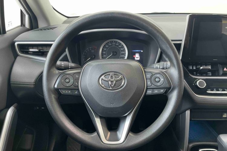 Used Toyota FRONTLANDER 2022 2.0L CVT Luxury PLUS Edition Steering Wheel