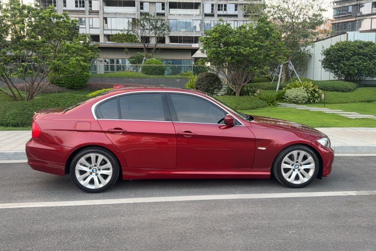 Used BMW 3 Series 2010 320i Luxury Model