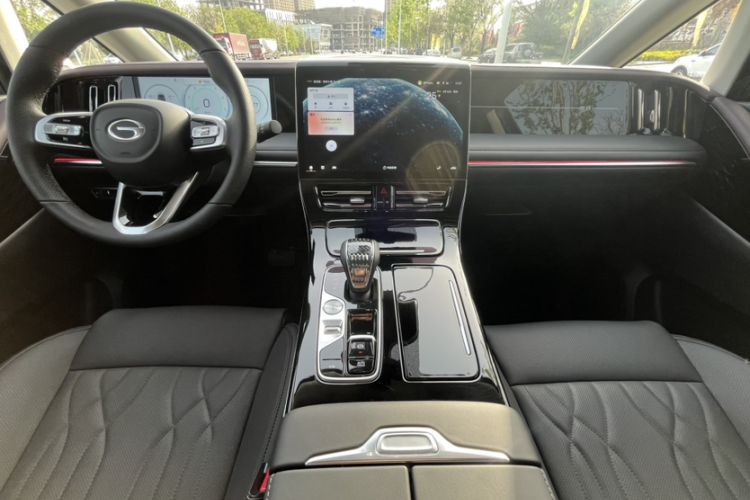 Used GAC Trumpchi M8 2024 Master Series 400T Prestige Edition Interior 1