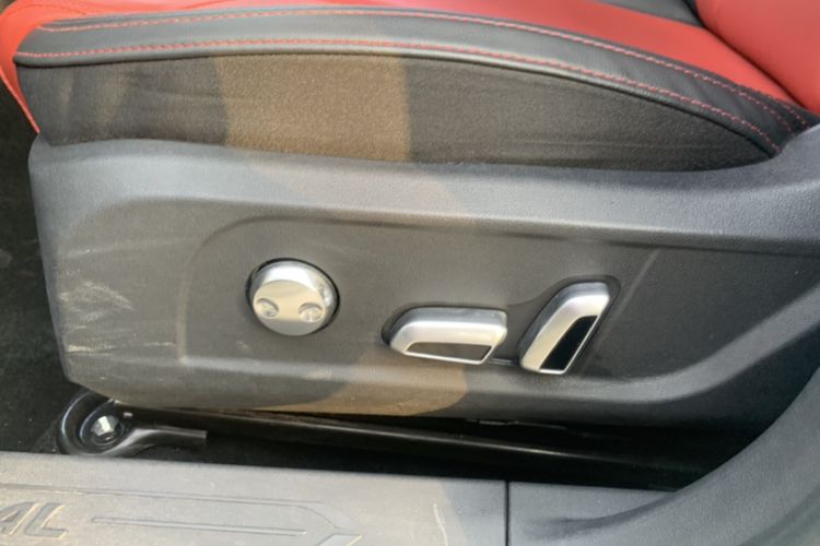 Used Haval H2s 2018 Red-Label 1.5T Dual-Clutch ZhiShang Model