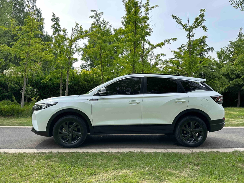 Dongfeng Aeolus AX7 2023 Mach Edition 1.5T DCT DF31 — снимка 13