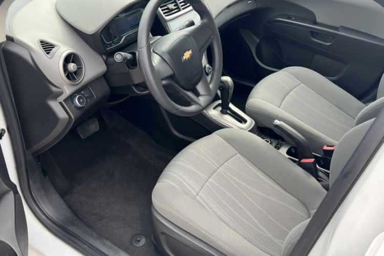 Used Chevrolet Aveo Sonic 2014 Sedan 1.4SL AT Stylish Sunroof Edition