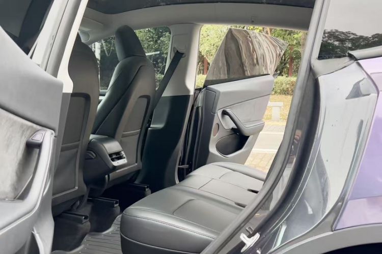 Used Tesla Model Y 2024 Rear-Wheel-Drive Version