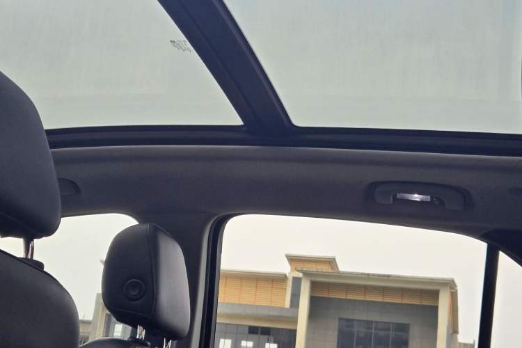 Used Chevrolet Equinox 2019 535T Automatic YuJie Edition China V Standard Interior 5