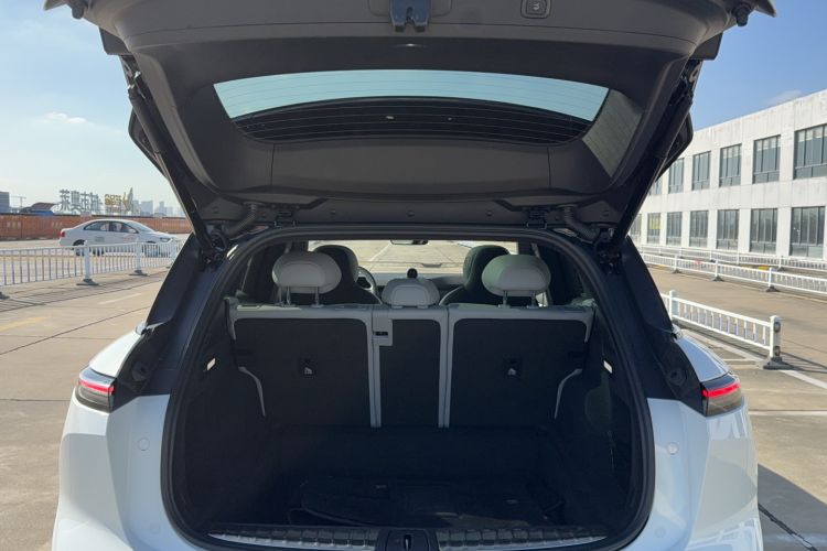 Used Nio ES6 2024 75 kWh Trunk