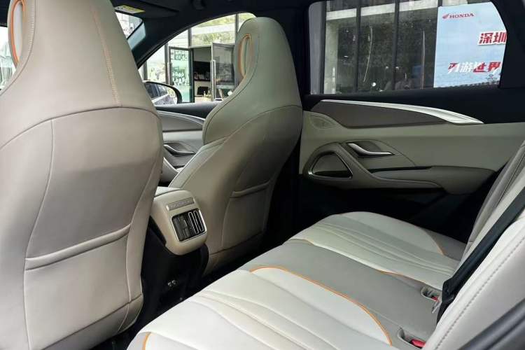 Used BYD Song Pro New Energy 2023 Champion Edition DM-i 110KM Beyond Model Interior 4