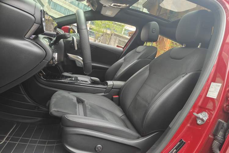 Used Mercedes-Benz A-Class 2021 A 200 L Sport Sedan Fashion Model Left Front Seat