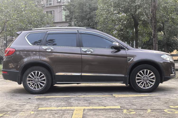 Used Haval H6 2015 Sport Edition 1.5T Automatic Two-Wheel Drive Luxury Model
