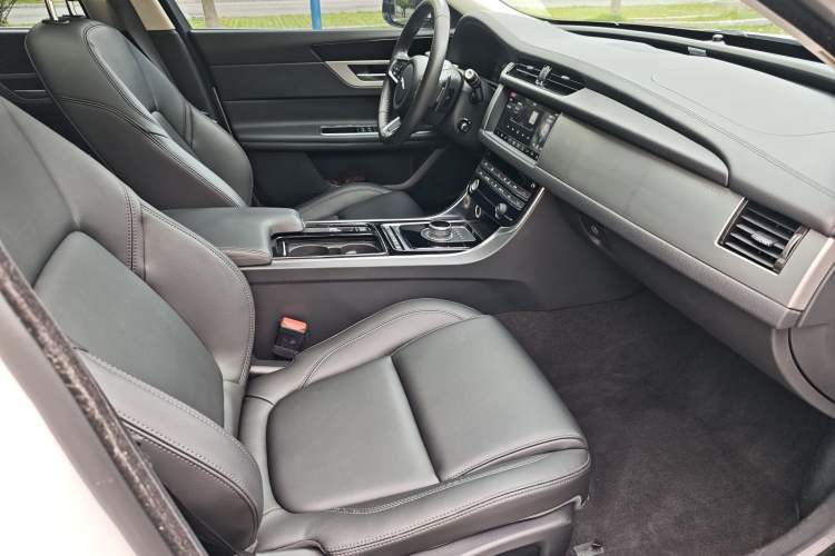 Used Jaguar XFL 2020 XFL 2.0T P200 Two-Wheel-Drive Elite Edition