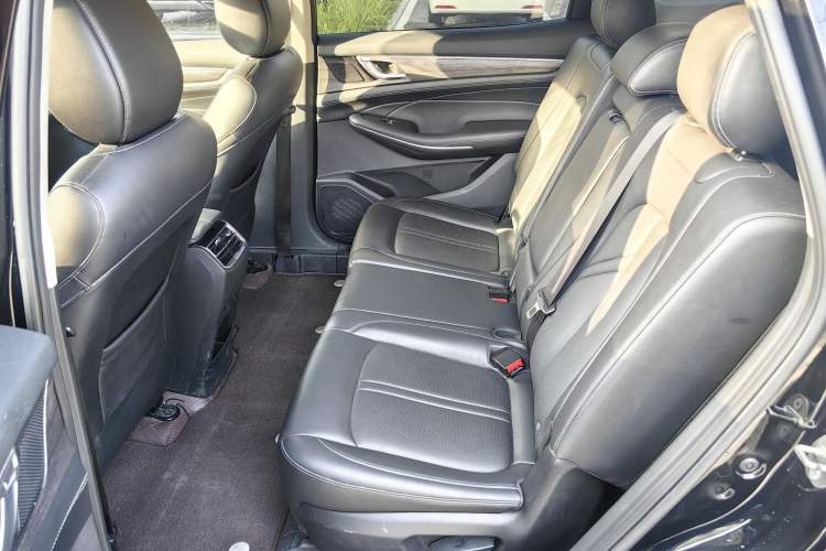 Used Landian E5 2023 1.5L DE-i 100KM Comfort Edition 7-Seater
