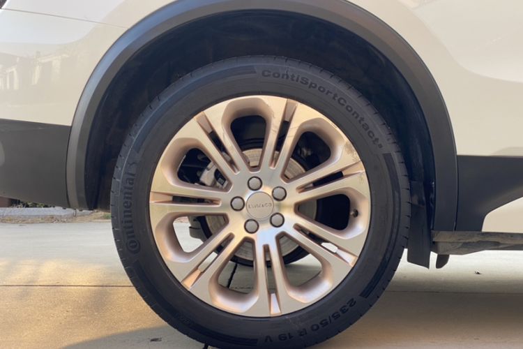 Used Lynk & Co 01 2017 2.0T Two-Wheel Drive Pro Edition
