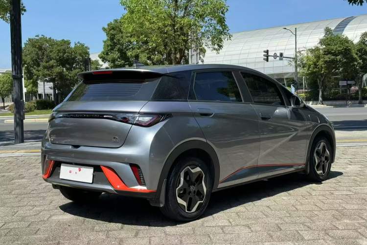 Used BYD Dolphin 2021 405 km Fashion Edition
