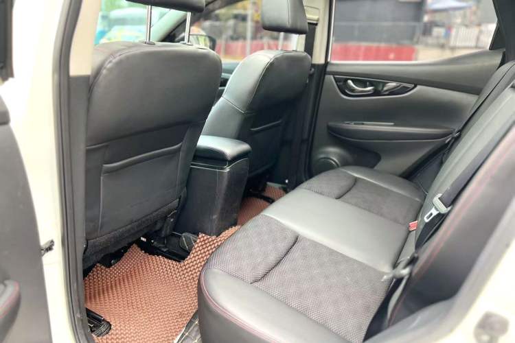 Used Nissan Qashqai 2016 2.0L CVT Luxury Edition
