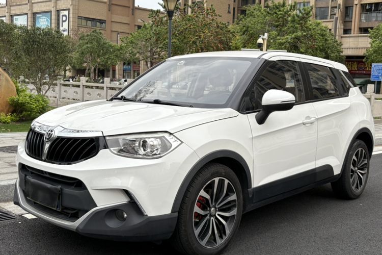 Used Brilliance V3 2016 1.5T Automatic Elite Model