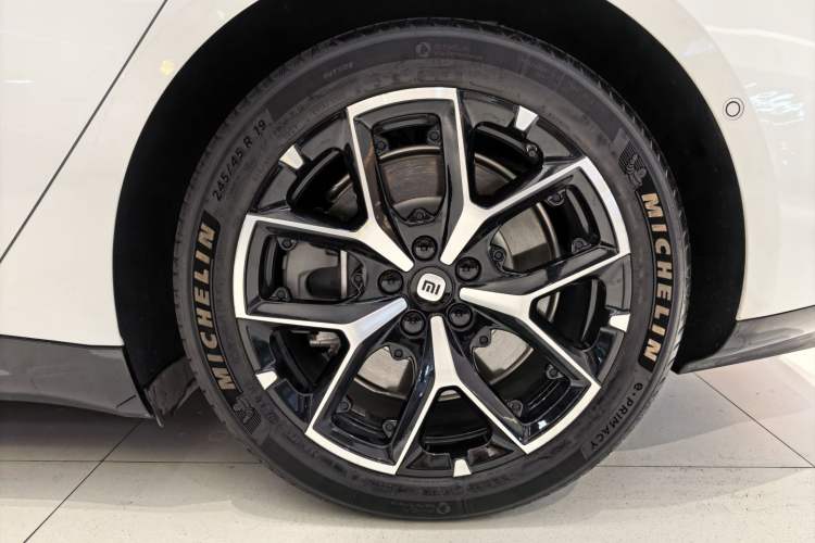 Used Xiaomi Auto SU7 2024 Rear-Drive Ultra-Long Range Advanced Pro-Level Intelligent Driving Version Exterior 7