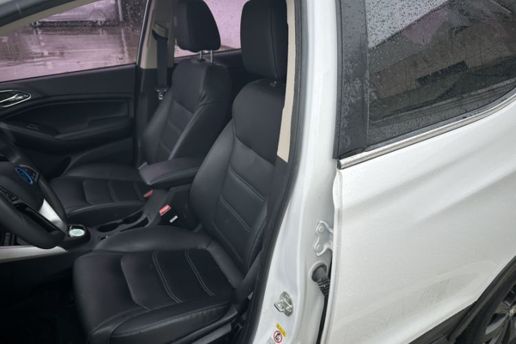 Used BYD Yuan New Energy 2018 EV360 Smart Connect Cool Edition Interior 8