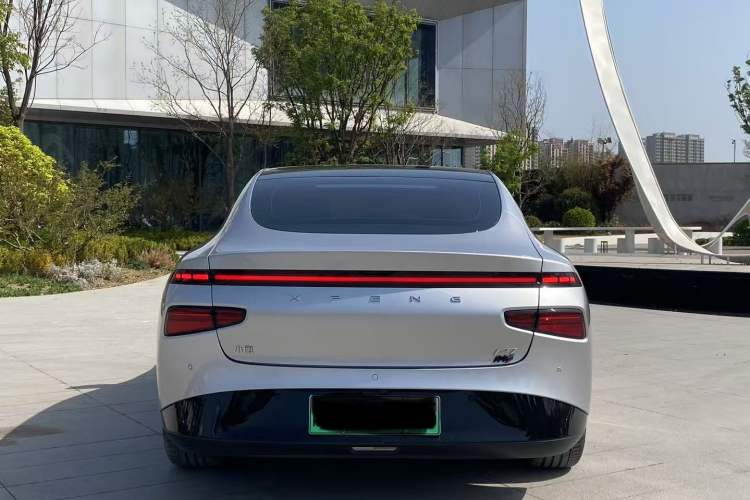 Used XPeng P7 2023 P7i 702 Pro