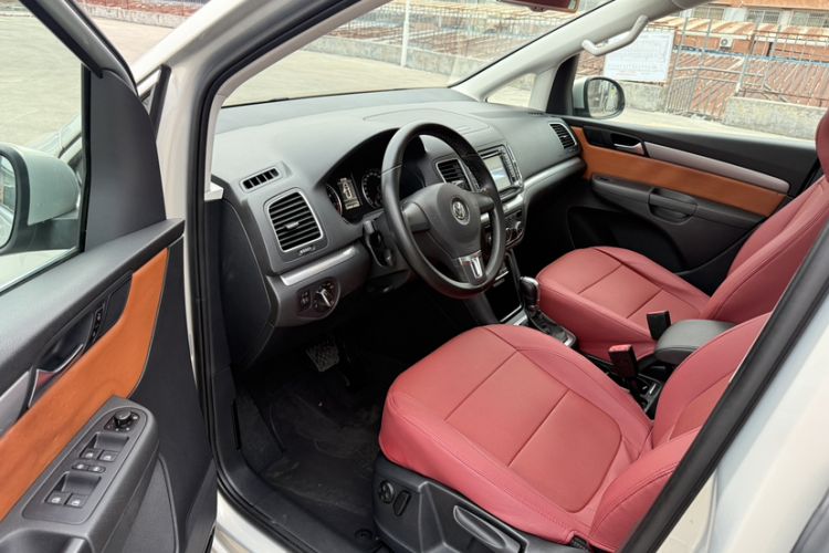 Used Volkswagen Sharan 2013 2.0 TSI Standard Model
