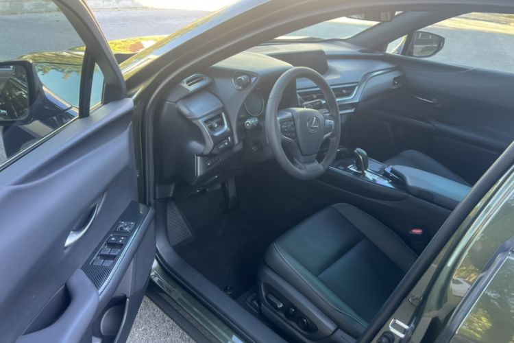 Used Lexus UX New Energy 2020 300e Pure·Joy Edition Interior 2