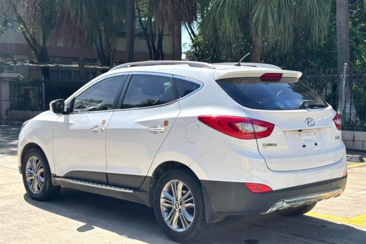 Used Hyundai ix35 2013 2.0L Automatic Two-Wheel Drive Smart GLS China IV Standard
