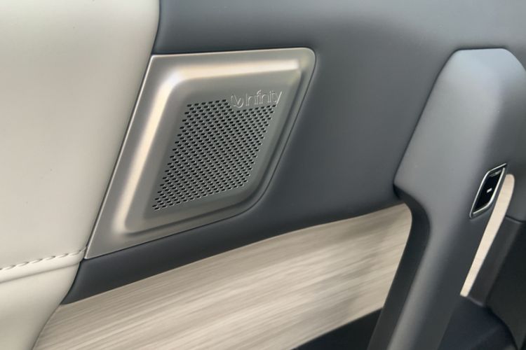 Used iCAR 03 2024 501km Four-wheel Drive Long-Range Advanced Version Interior 9