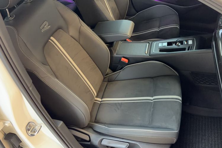 Used Volkswagen Golf 2023 280TSI DSG R-Line Lite
