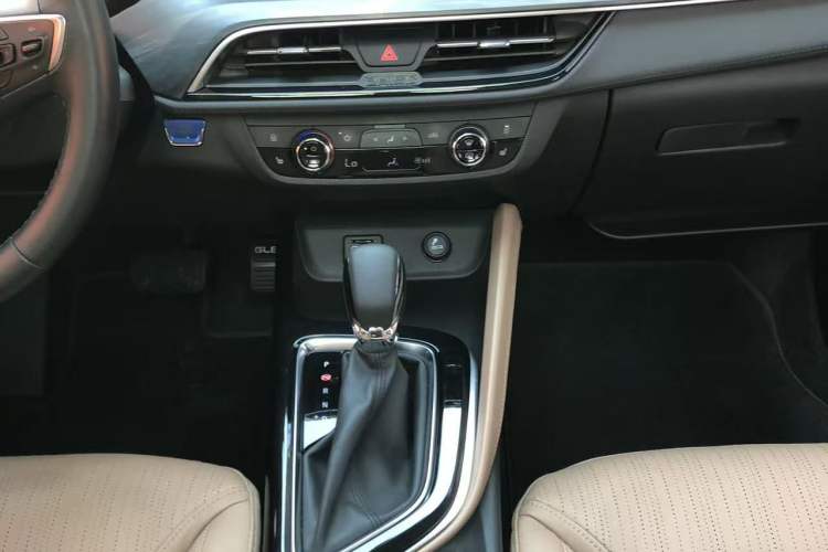 Used Buick GL6 2021 323T Mild Hybrid Connect Luxury Model
