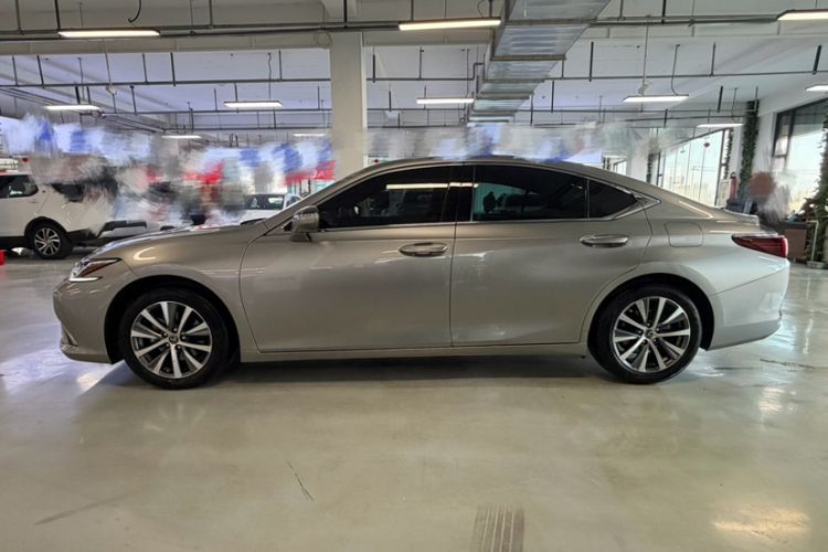 Used Lexus ES 2020 200 Excellence Edition