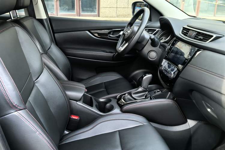 Used Nissan Qashqai 2023 Classic 2.0L CVT XV Comfort Edition Interior 12