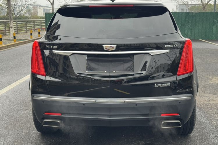 Used Cadillac XT5 2016 25T Luxury Model