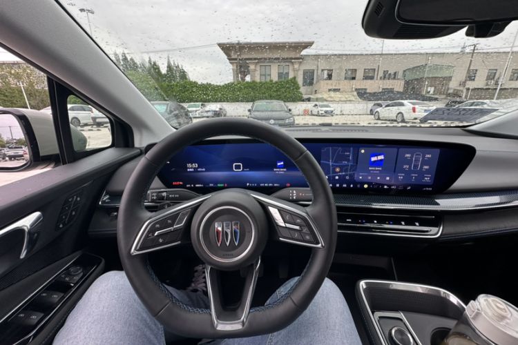 Used Buick E4 2023 Smart Edition Interior 11