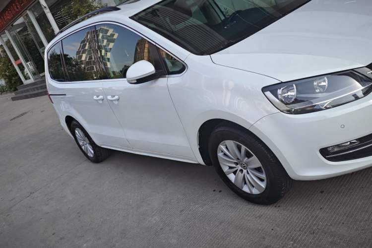 Used Volkswagen Sharan 2014 2.0 TSI Standard Model
