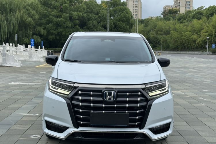 Used Honda Elysion 2024 2.0L eHEV Luxury Edition