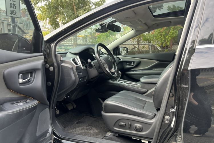 Used Nissan Murano 2021 2.5L XL Two-Wheel Drive Smart Connect Luxury Edition Exterior 4