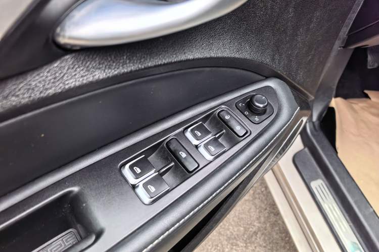 Used Geely Auto Emgrand 2018 1.5L Manual Upward Connect Edition