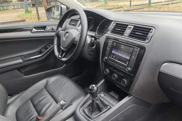 Used Volkswagen Sagitar 2018 1.6L Manual Comfort Model