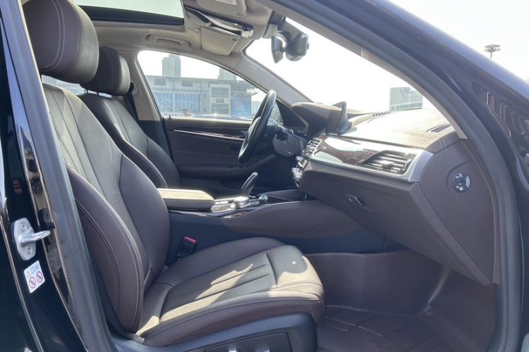 Used BMW 5 Series 2020 525Li Luxury Package