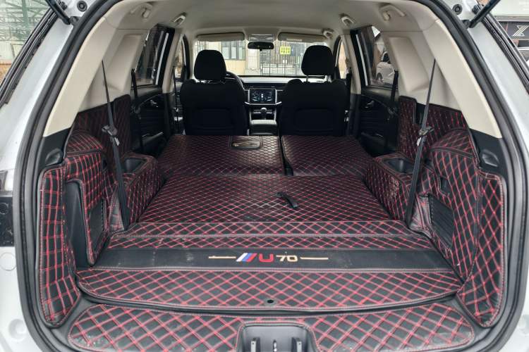 Used Sinotruk VGV U70 2020 1.5T Manual Comfort Edition 7 Seats