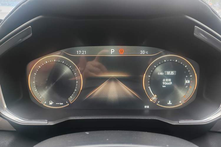 Used Lynk & Co 01 2021 2.0TD Two-Wheel-Drive Pro Trim