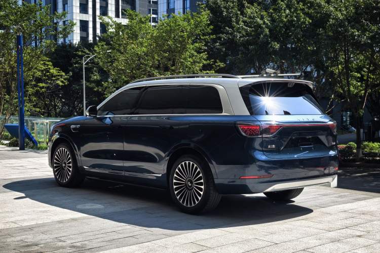 Used Hima AITO M9 2025 Extended-Range Max Version 52 kWh 6-Seater Edition