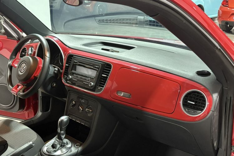 Used Volkswagen Beetle 2014 1.4TSI Fashion Edition Interior 5