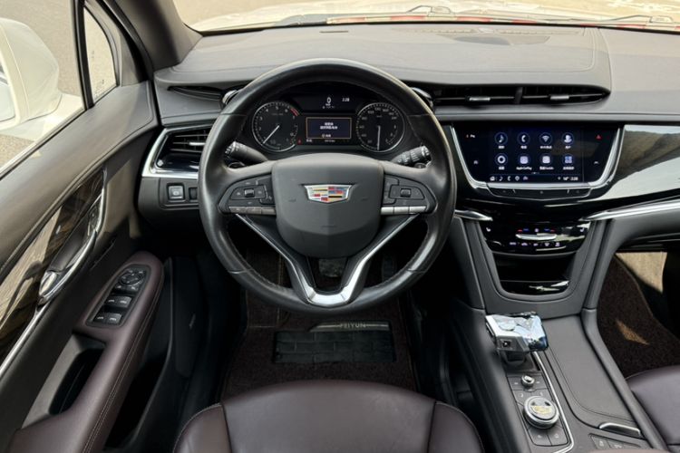 Used Cadillac XT6 2021 2.0T 7-Seater Two-Wheel-Drive Luxury Version Interior 1