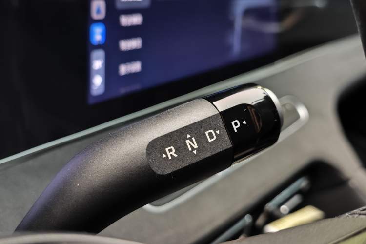 Used Roewe D7 2023 DMH 125km Excellence Edition