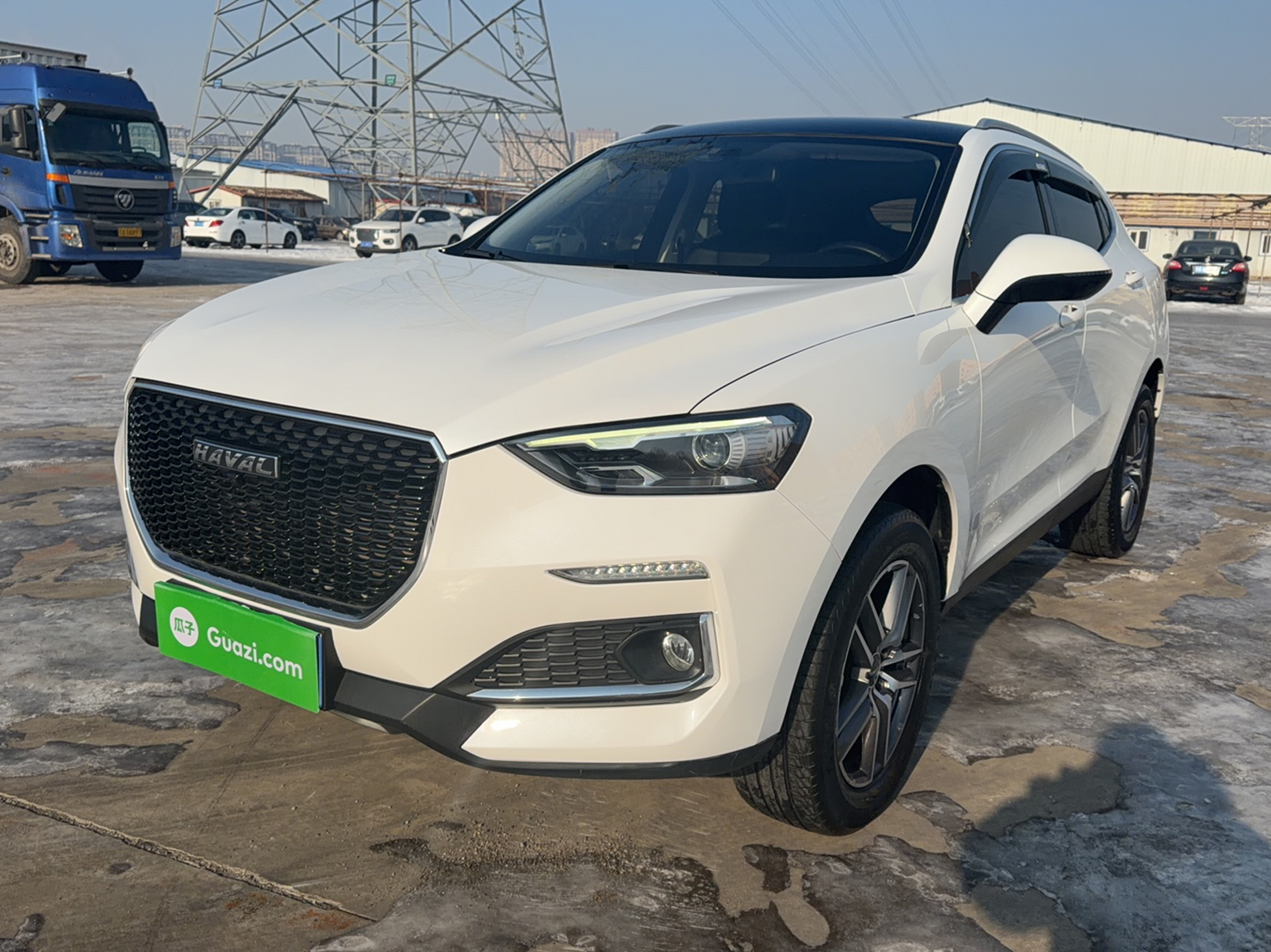 Под передней частью автомобиля