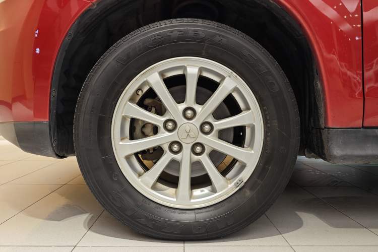 Used Mitsubishi ASX 2013 2.0L CVT Two-Wheel Drive Luxury Edition
