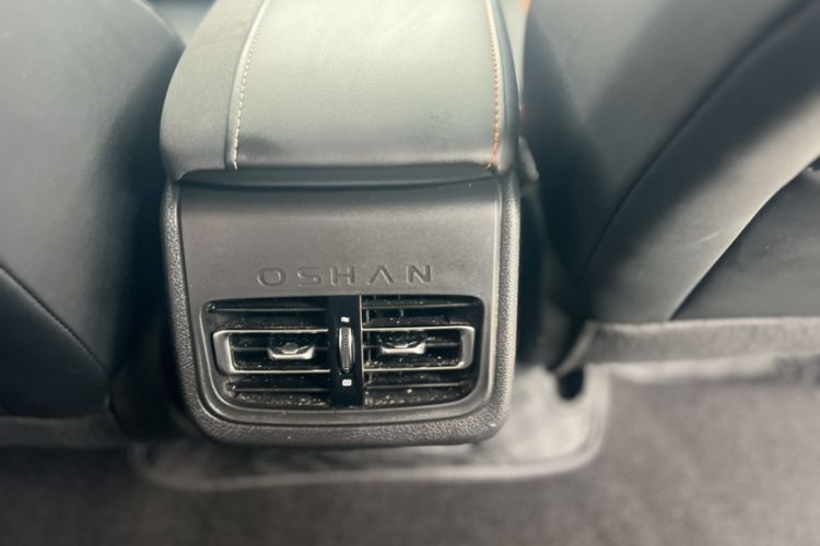 Used Oshan X7 PLUS 2022 1.5T Blue Whale Edition Automatic Prestige Version
